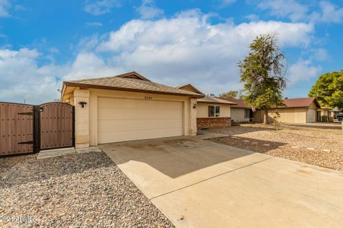 6255 Hearn Rd, Glendale, AZ 85306-4144
