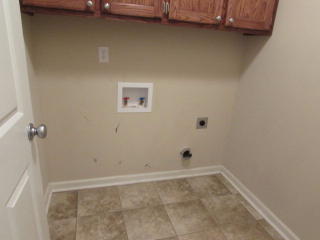 3235 Valencia Dr, Dalzell SC  29040-8392 exterior