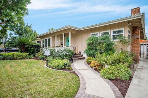2647 Petaluma Ave, Long Beach CA  90815-1610 exterior