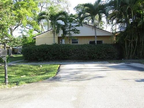 11720 Timbers Way, Boca Raton, FL 33428-5579