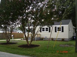 3215 Humboldt St, Norfolk, VA 23513-2213