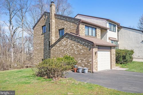 1100 Van Buren Walk, Prospectville, PA 19002-3717