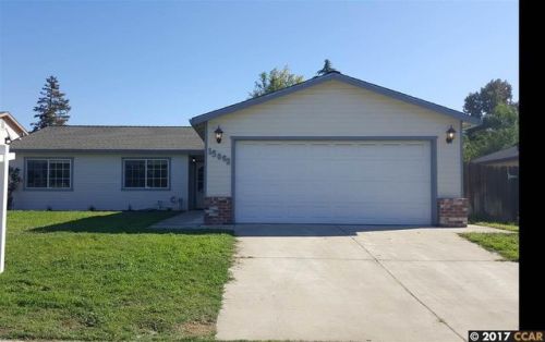 15062 Ryhiner Ln, Lathrop, CA 95330-9415