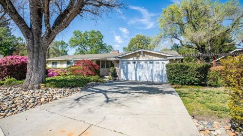 32 Bobbie Ct, Danville, CA 94526-2721