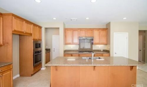 6755 Edinboro St, Chino CA  91710-1309 exterior