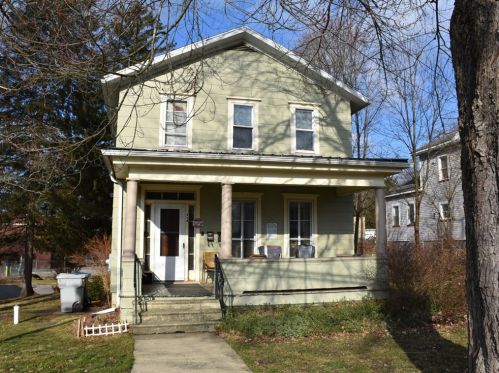 718 Highland Ave, Meadville, PA 16335-1970