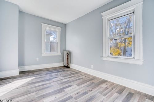21 Ruth St, Irvington NJ  07111-2526 exterior