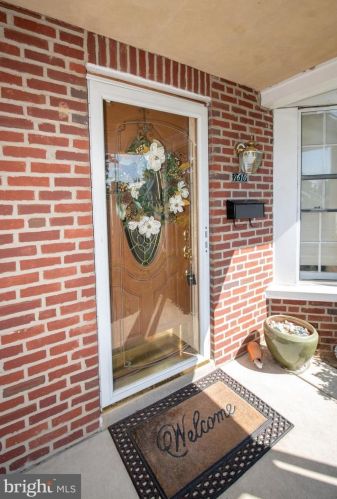7610 Brookfield Rd, Cheltenham, PA 19012-1304