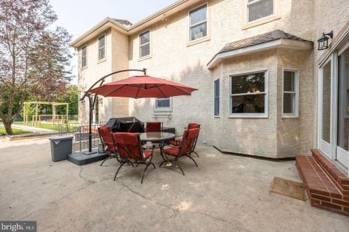 1700 Morgan Ln, Collegeville PA  19426-2859 exterior