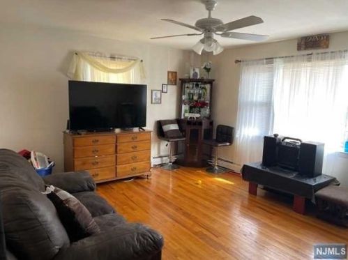 394 29th St, Paterson NJ  07514-1823 exterior