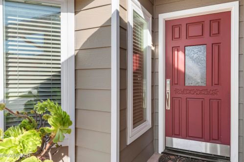 4786 Coughlin Way, Santa Maria CA  93455-5000 exterior