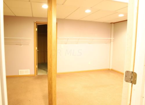 8166 Chapel Stone Rd, Blacklick OH  43004-9229 exterior