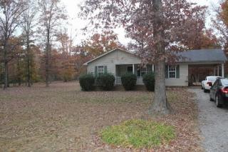 6723 Woodland Park Cir, Nunnelly, TN 37137-2541