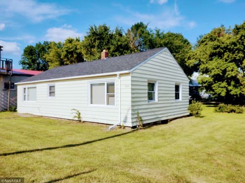 300 Main Ave, Callaway MN  56521-2100 exterior