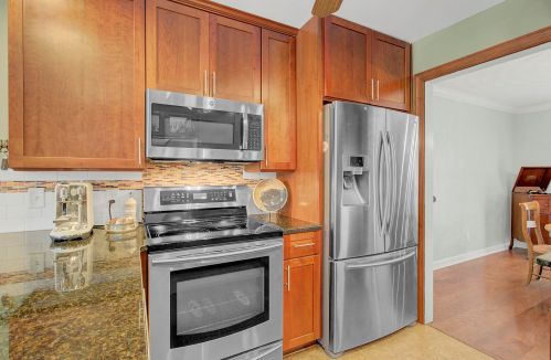 784 Wakendaw Blvd, Mount Pleasant SC  29464-5153 exterior