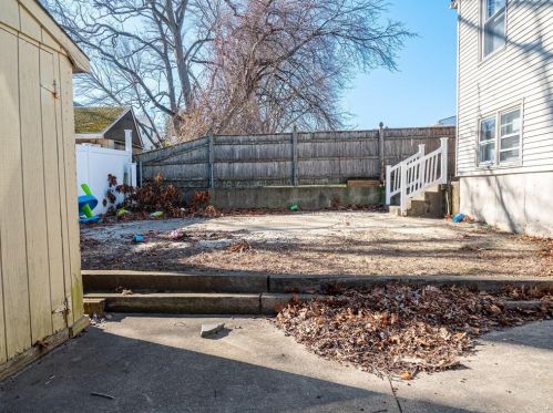 12 Time St, North Providence RI  02904-4721 exterior