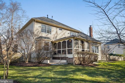 3211 Winter Sun Ter, Herndon VA  20171-1939 exterior