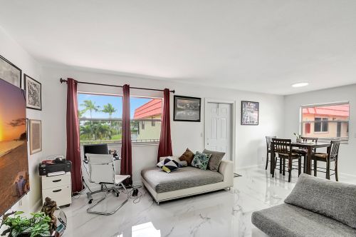 29 Saxony A, Delray Beach, FL 33446-1812