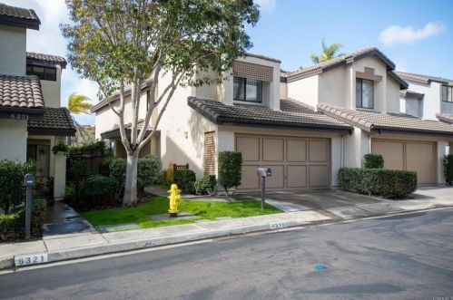 6319 Caminito Del Pastel, San Diego CA  92111-6825 exterior