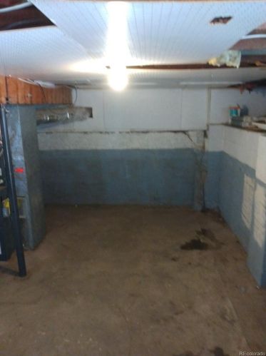 2709 Logan St, Englewood CO 80113-1632 exterior