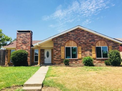 1279 Bellaire Blvd, Lewisville TX  75067-4900 exterior