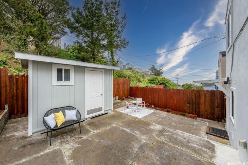 59 Montebello Dr, Daly City CA 94015-4722 exterior