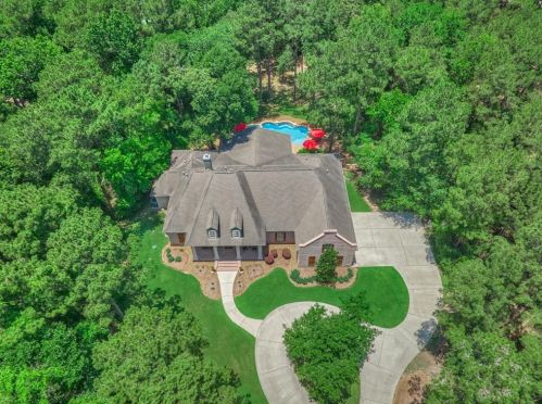 29818 Edgewater Dr, Magnolia, TX 77354-6243
