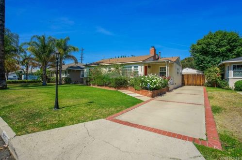 6527 Blucher Ave, Van Nuys, CA 91406-6208