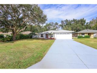 4553 Linwood St, Sarasota, FL 34232-4052