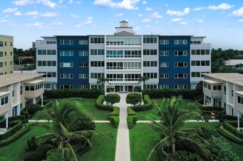 120 Ocean Blvd, Delray Beach FL  33483-6718 exterior