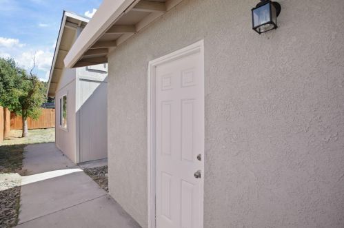 2321 Jeanine Dr, Modesto CA  95355-4064 exterior