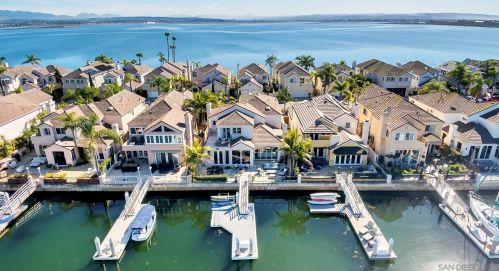 40 Spinnaker Way, San Diego, CA 92118-3266