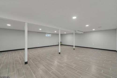 23 Kent Rd, Paterson NJ 07502-1406 exterior