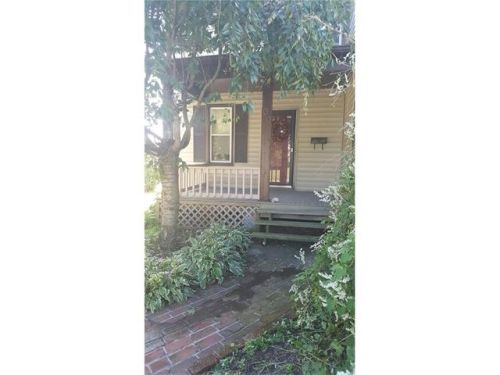 100 Pine St, Zelienople, PA 16063-1834