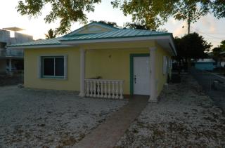 11 Buttonwood Dr, Key Largo FL  33037-2583 exterior