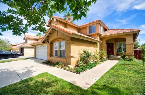 1750 Mesa Dr, Lancaster, CA 93535-4462