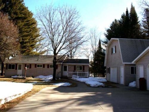 13840 Ranch Lake Dr, Pound, WI 54161-8930