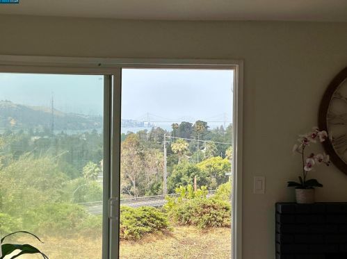 1755 Lindo St, Benicia CA  94510-2342 exterior