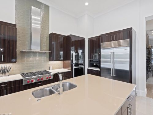 4252 Deephaven Ln, Naples FL  34119-8616 exterior