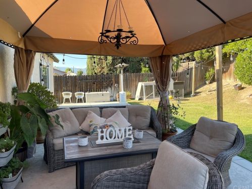1130 Mtn Vw Ln, Colton CA  92324-4721 exterior