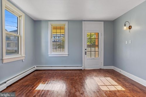 347 Derry Rd, Swatara, PA 17033-2715