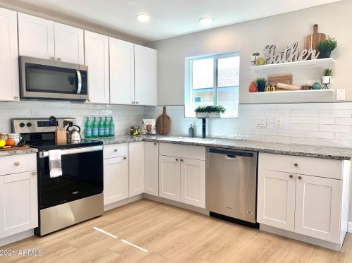 510 Daley Dr, Mesa, AZ 85204-1226
