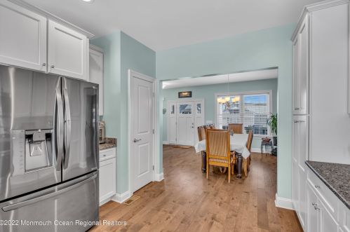 21 Halsey Dr, Bricktown NJ  08723-7510 exterior