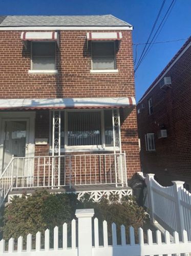 158 Meagher Ave, Bronx, NY 10465-3402