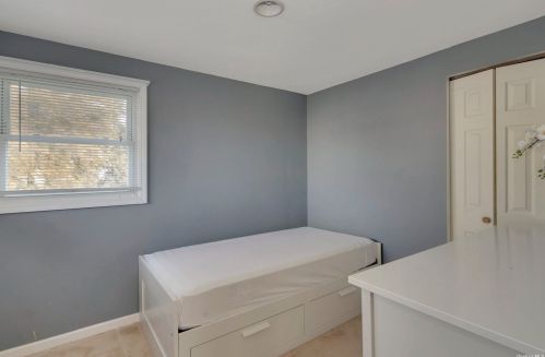 1147 Bellmore Rd, North Bellmore NY  11710-3701 exterior