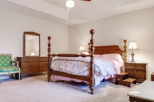 702 Mount Vernon Dr, Richardson TX  75081-5336 exterior