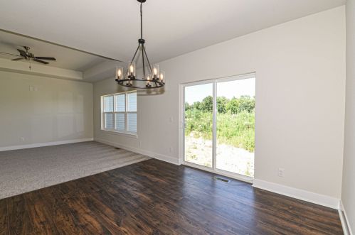 637 Annecy Park Cir, Waterford WI  53185-4262 exterior