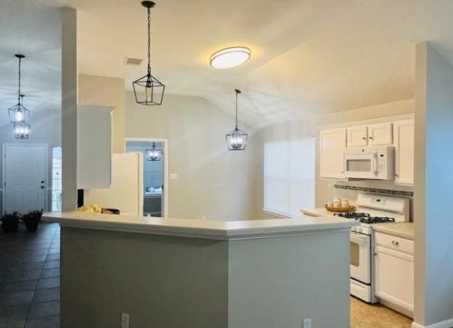 417 Rosedale Blvd, Georgetown TX 78628-4601 exterior