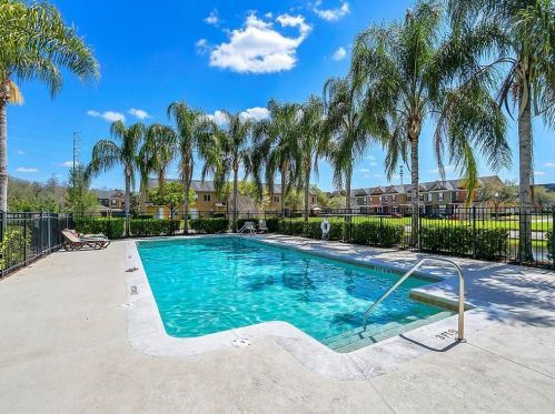 6103 Chapledale Dr, Orlando FL 32829-7718 exterior