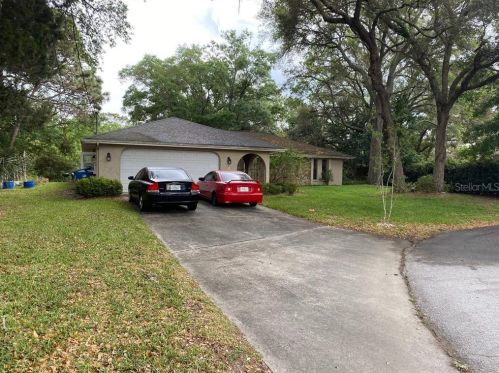 1284 Valiant Ave, Brooksville, FL 34608-6040